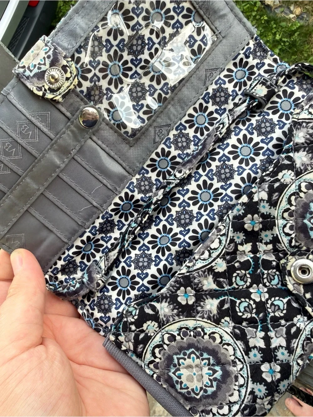 Vera Bradley Black Medallion Quilted Wristlet Crossbody with Teal Accents